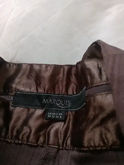 Traje de mujer marrón Marquis talla 42 - miniatura 1