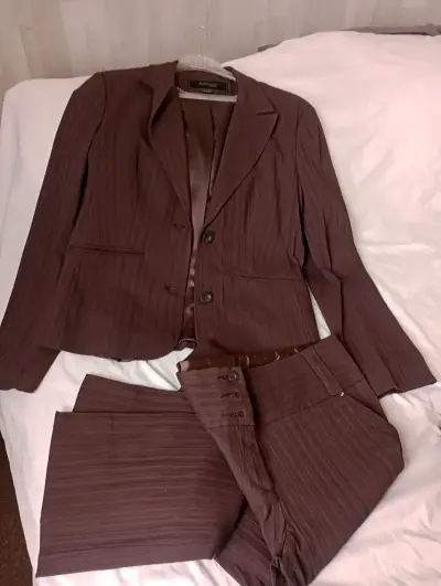 Traje de mujer marrón Marquis talla 42 - miniatura 2