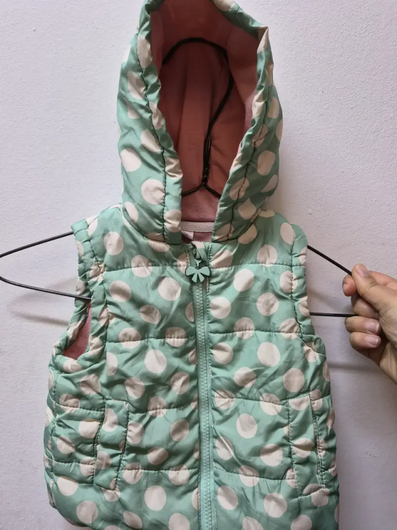 Chaleco acolchado para niños con capucha - 3