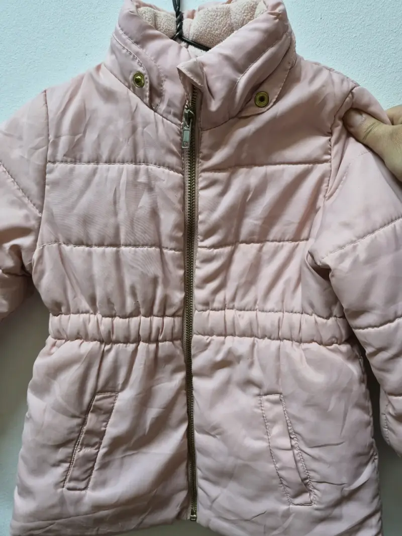 Chaqueta de niña con capucha y diseño de ave - 2