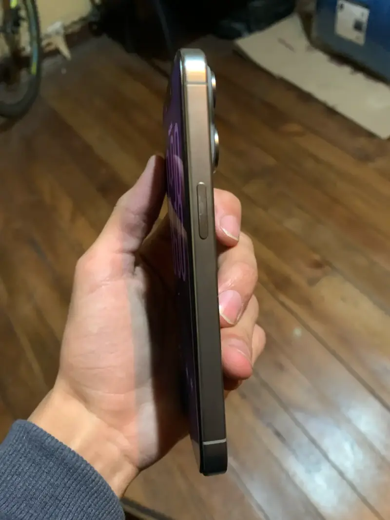iPhone 15 Pro Max - 2