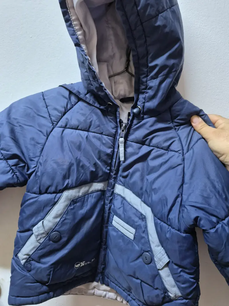 Chaqueta de niño azul con forro polar - 4