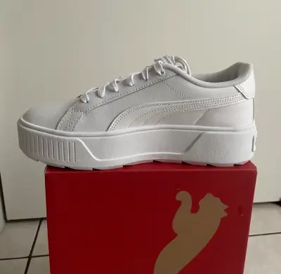 Zapatillas blancas Puma 38.5 - miniatura 2