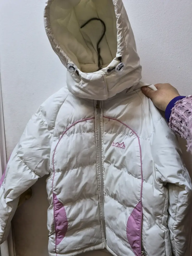 Chaqueta de invierno para niños con capucha - 1