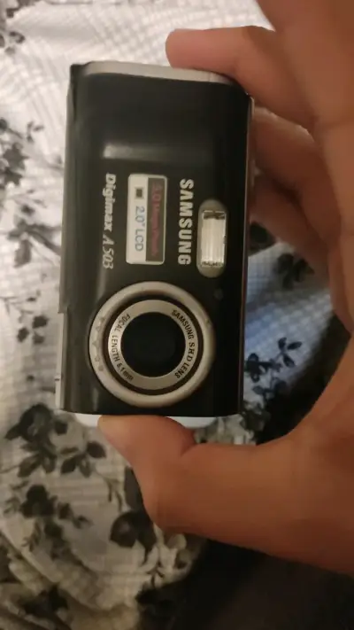 Cámara digital Samsung Digimax A503 5.0MP - miniatura 2