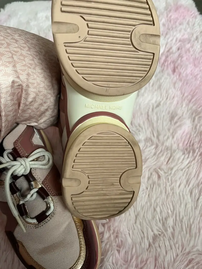 Zapatillas Michael Kors rosadas y burdeo - 4