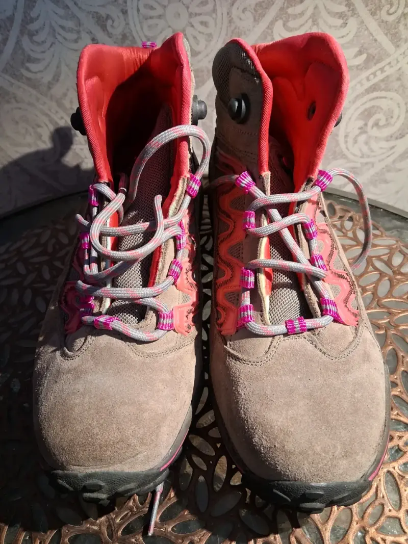 Botas de senderismo para mujer con diseño resiste - 1