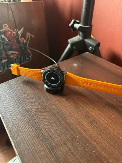 Smartwatch Samsung Gear S3 Frontier con correa adicional - miniatura 2