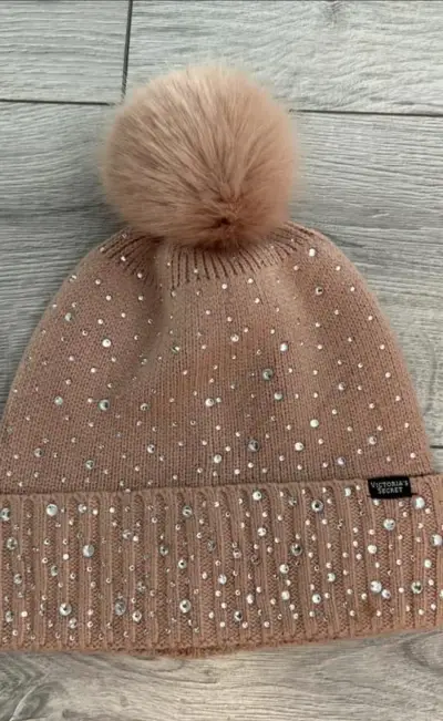 Gorro de lana con pompon y brillantes Victoria's Secret - miniatura 1