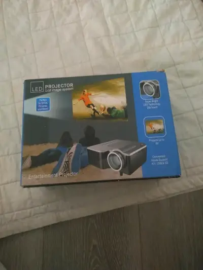 Proyector LED con telón - miniatura 1