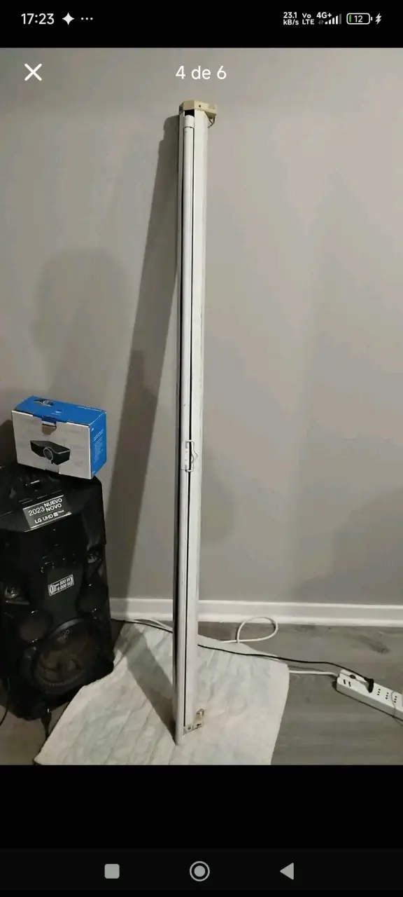Proyector LED con telón - 4