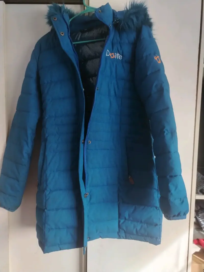 Parka azul con capucha de Doite - 1