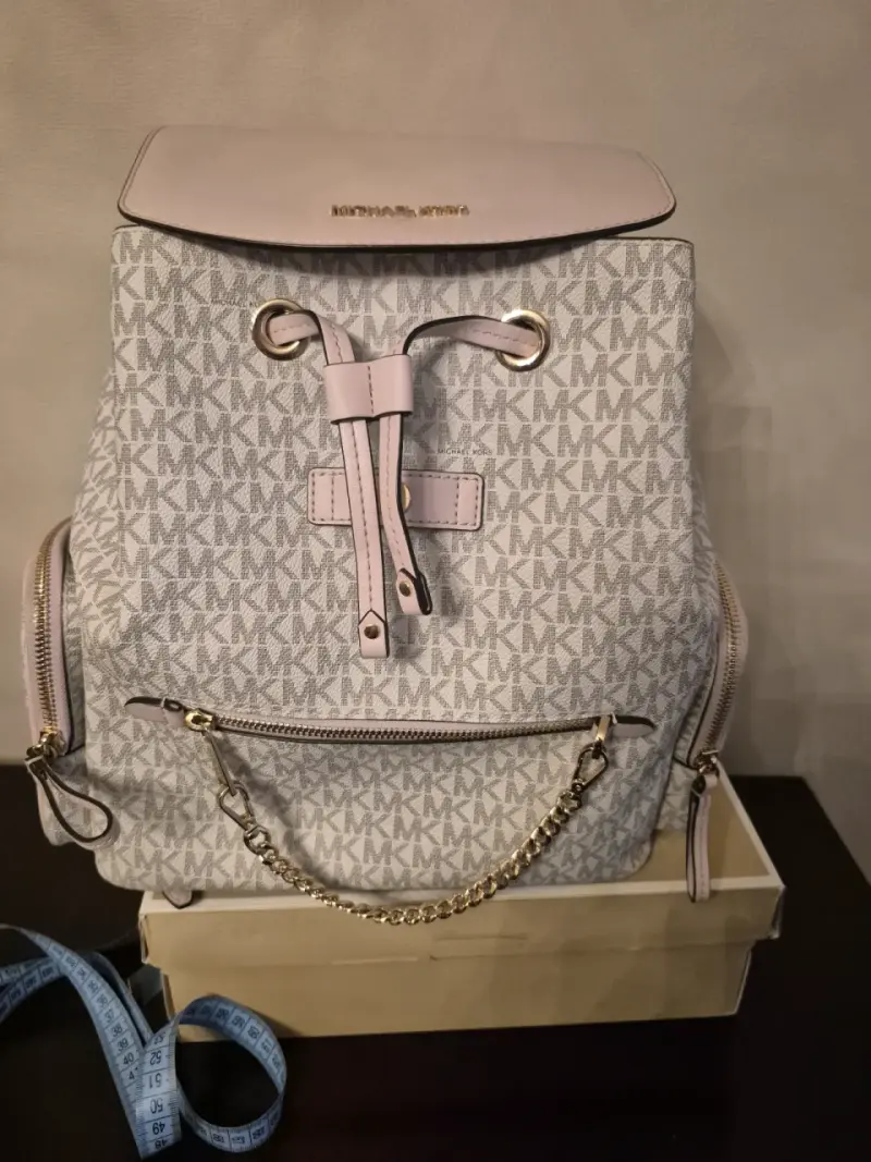 Mochila Michael Kors Jet Set mediana rosa y gris - 6