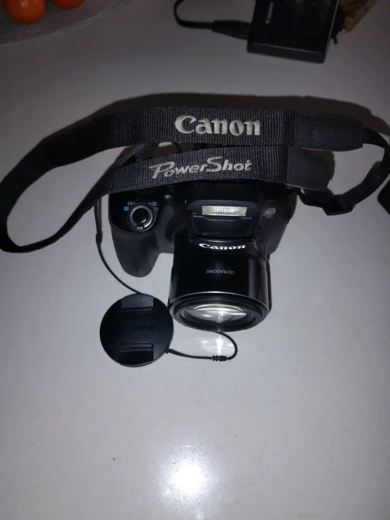 Cámara Canon PowerShot sx60, con accesorios - 1