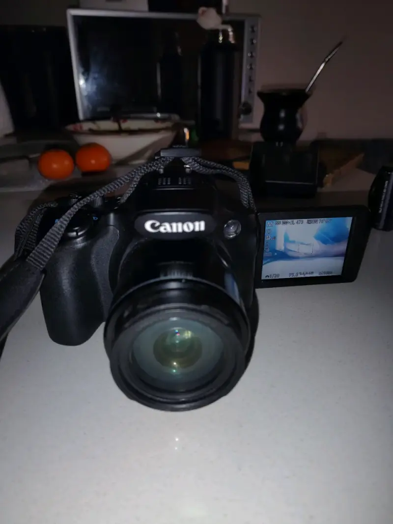 Cámara Canon PowerShot sx60, con accesorios - 2