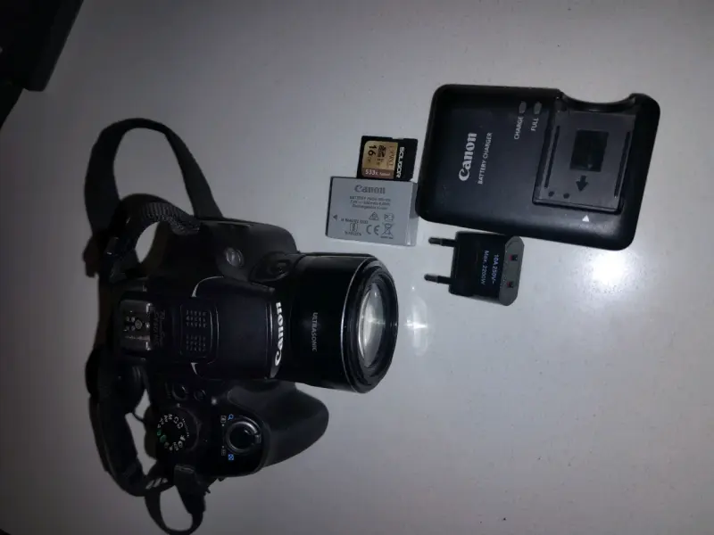 Cámara Canon PowerShot sx60, con accesorios - 3