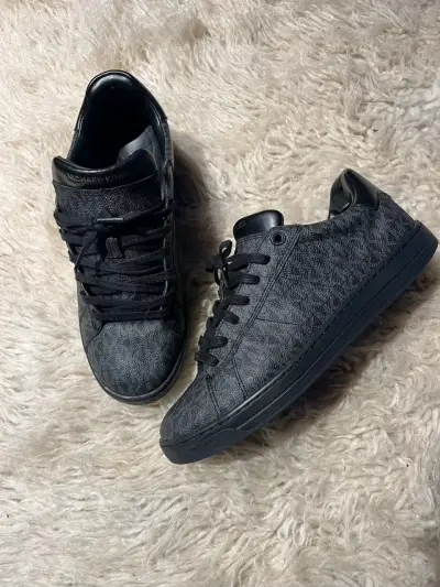 Zapatillas negras Michael Kors de cuero - miniatura 1