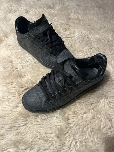 Zapatillas negras Michael Kors de cuero - miniatura 2