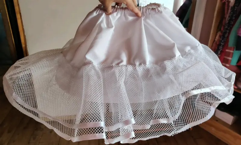 Vestido folclórico para niña con falso - 3