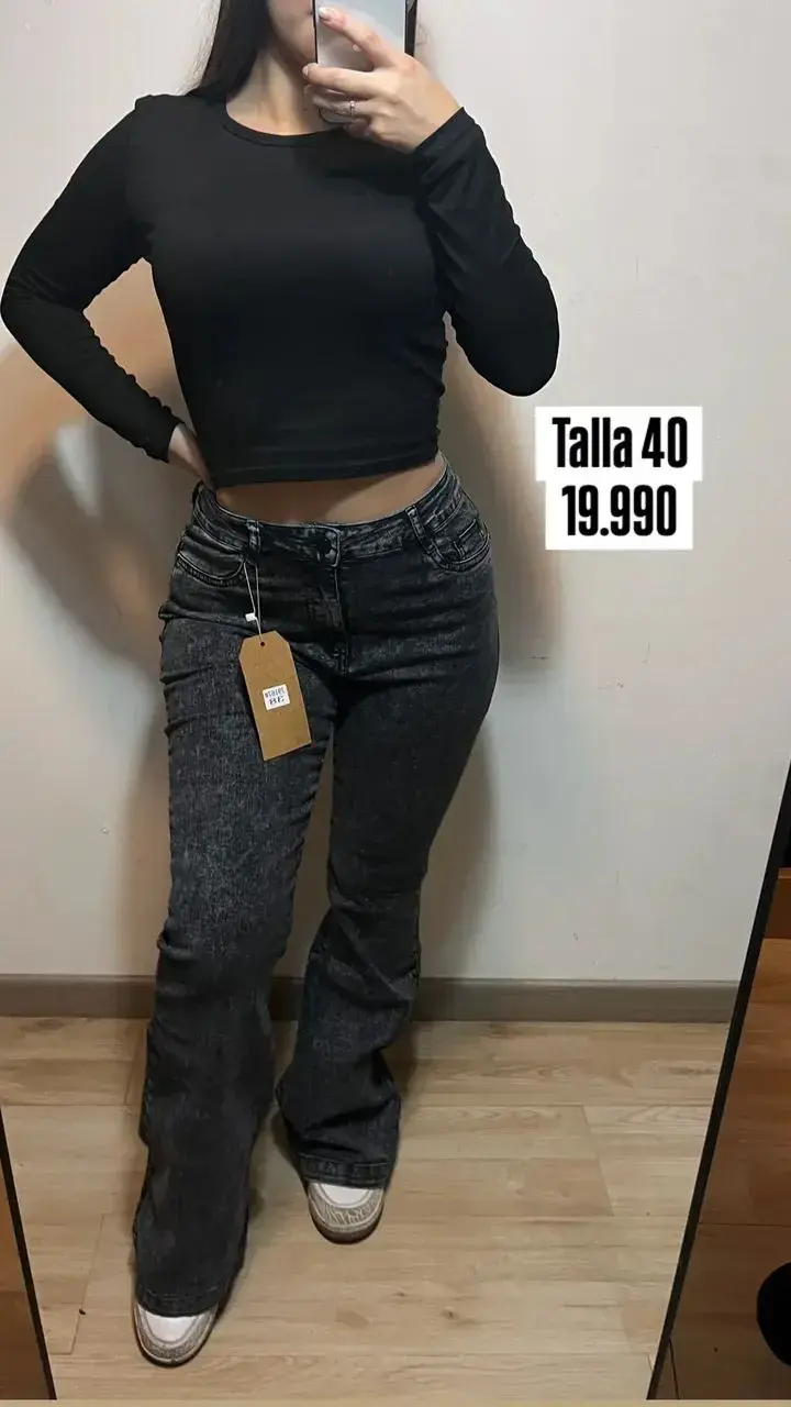 Jeans acampanados talla 40 para mujer