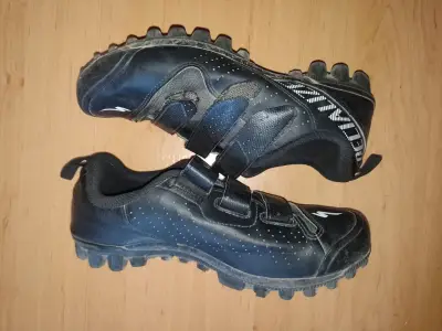 Zapatillas de ciclismo Specialized negras con velcro - miniatura 1