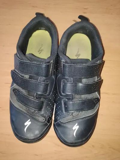 Zapatillas de ciclismo Specialized negras con velcro - miniatura 6