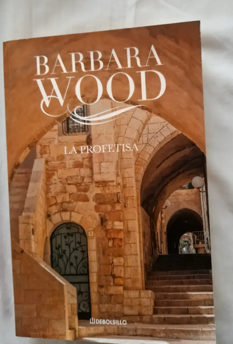Libro 'La Profetisa' de Barbara Wood