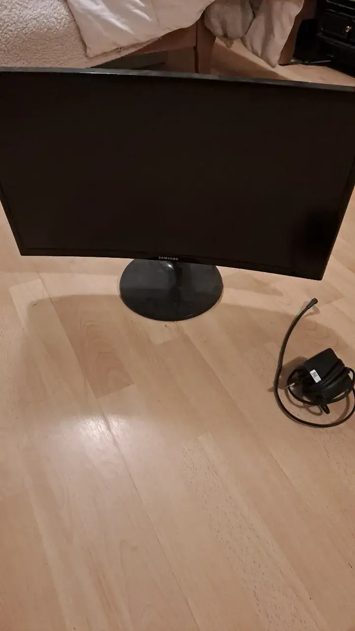 Monitor Samsung curvo de 24 pulgadas 60hz - 3