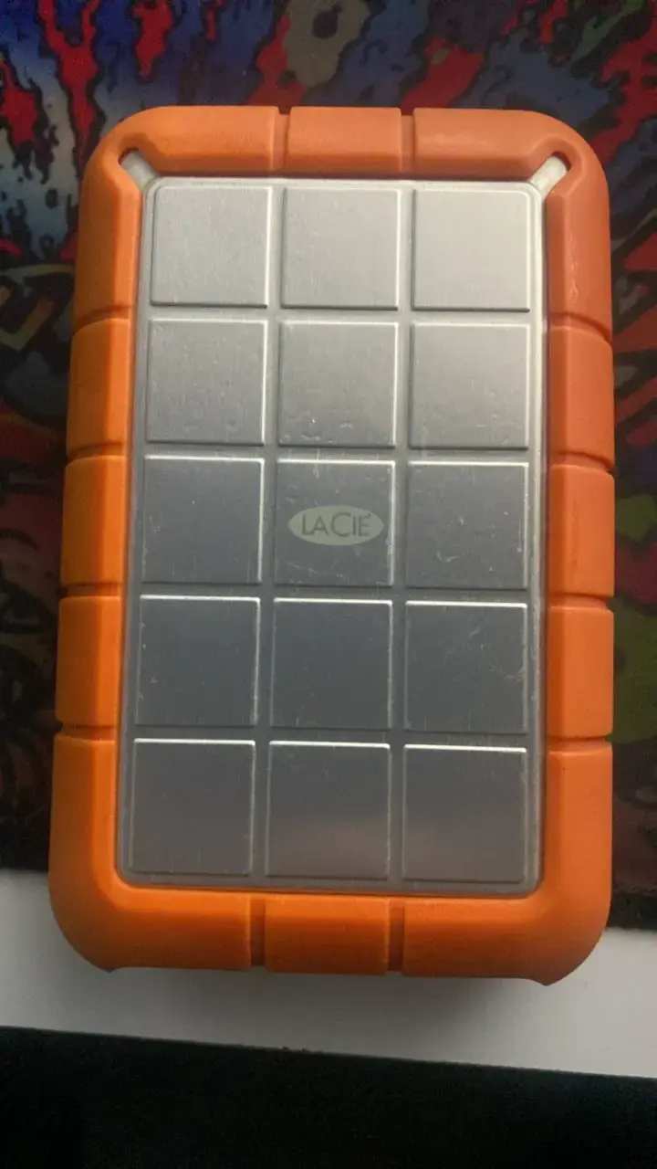 Disco Duro Externo LaCie Rugged (para reparar) 1TB - 1