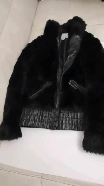 Chaqueta de piel sintética negra Donna Erre M - miniatura 2