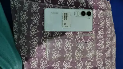 Smartphone Vivo Y31 5G 6GB 256GB Blanco - miniatura 1