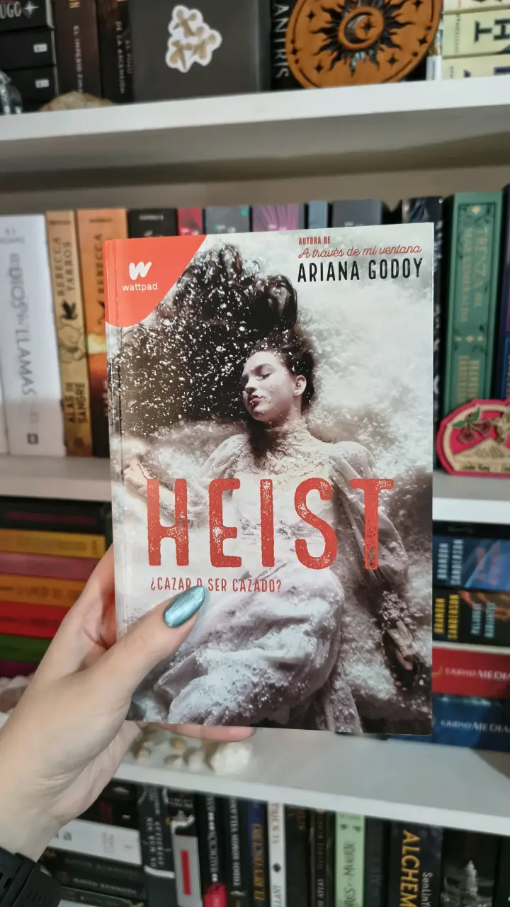 Libro 'Heist' de Ariana Godoy original - 1