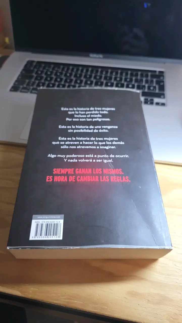 Libro 'Todo Arde' de Juan Gómez-Jurado - 4