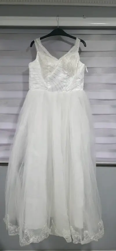 Vestido de novia blanco con encaje y tul talla M - miniatura 1