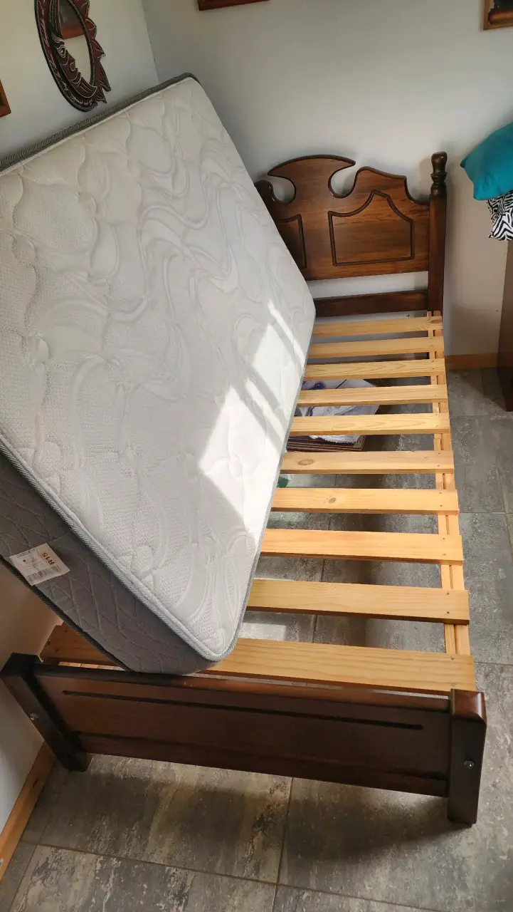 Cama de madera con colchón Flex Modula - 1