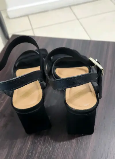 Sandalias de tacos bajo elegantes - miniatura 2