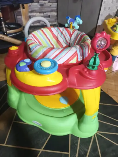 Centro de actividades para bebé multicolor - miniatura 2
