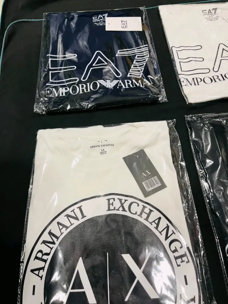 Poleras Armani Exchange y Emporio Armani EA7 - 1