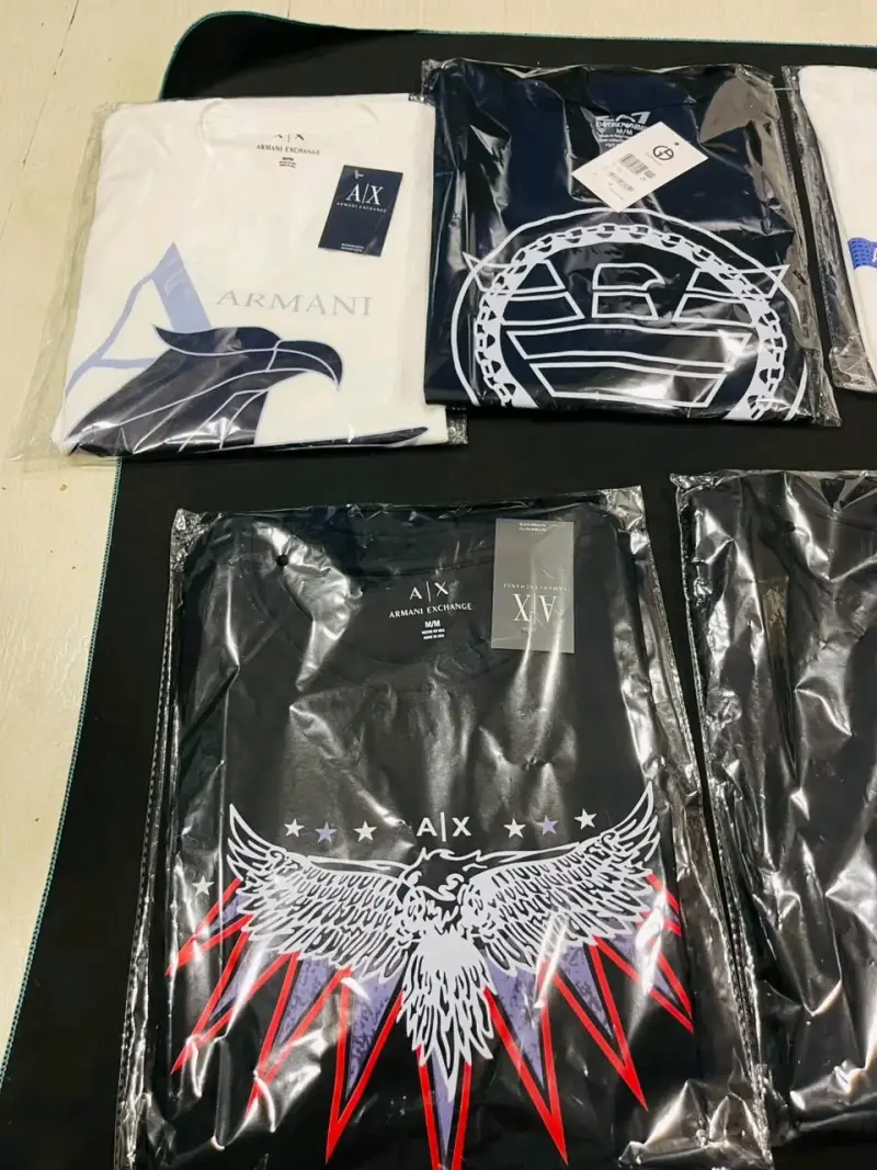 Poleras Armani Exchange y Emporio Armani EA7 - 2