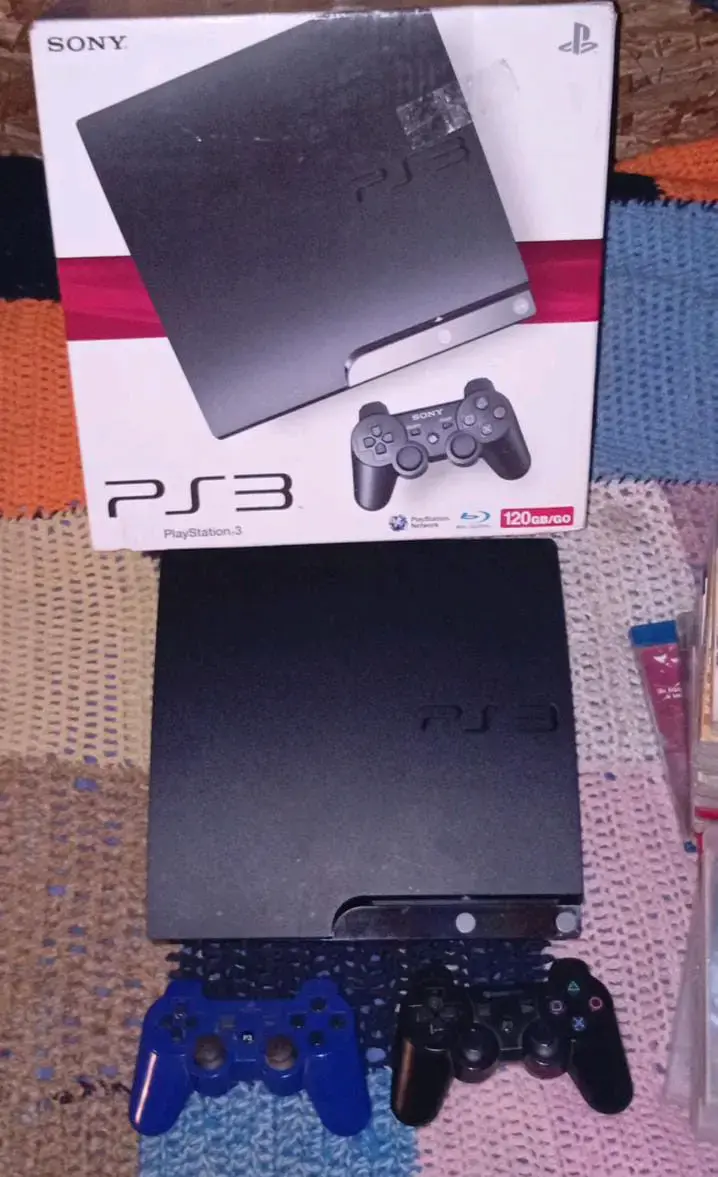 PlayStation 3 con juegos - 2