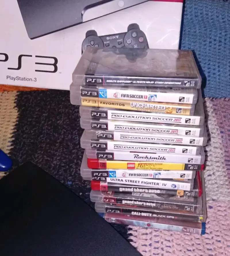 PlayStation 3 con juegos - 3