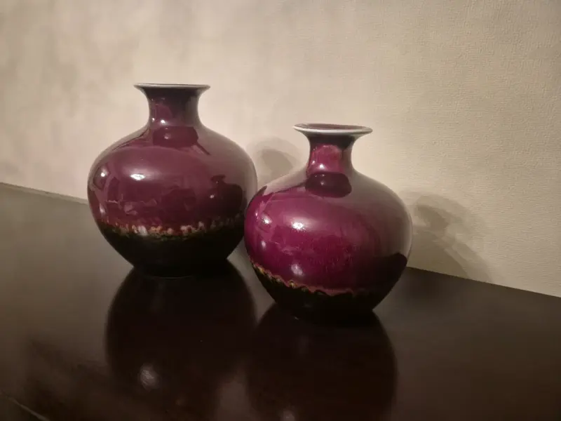 Juego de jarros de porcelana color cereza