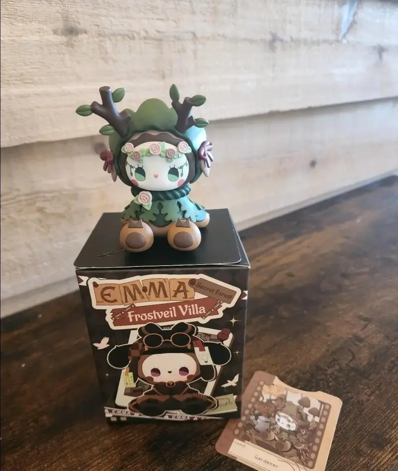 Figura coleccionable Emma Frostveil Villa