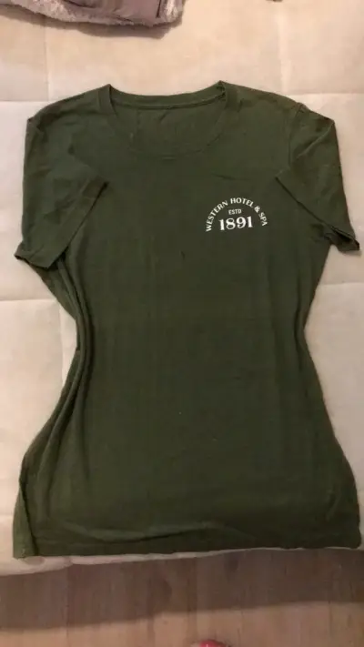 Polera verde Western Hotel & Spa 1891 - miniatura 1