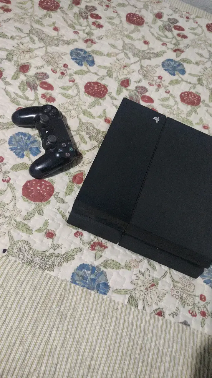 Consola PlayStation 4 con Control - 1