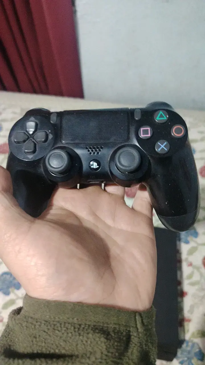 Consola PlayStation 4 con Control - 3