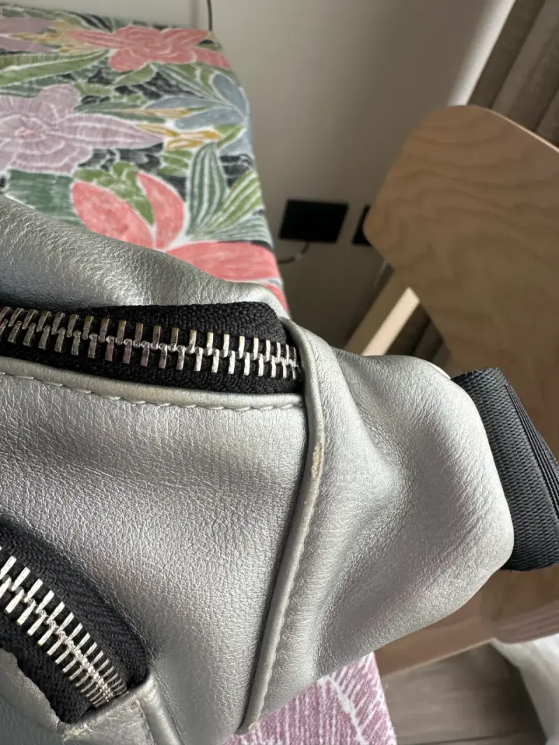 Riñonera de cuero gris con doble cierre Prüne - 2