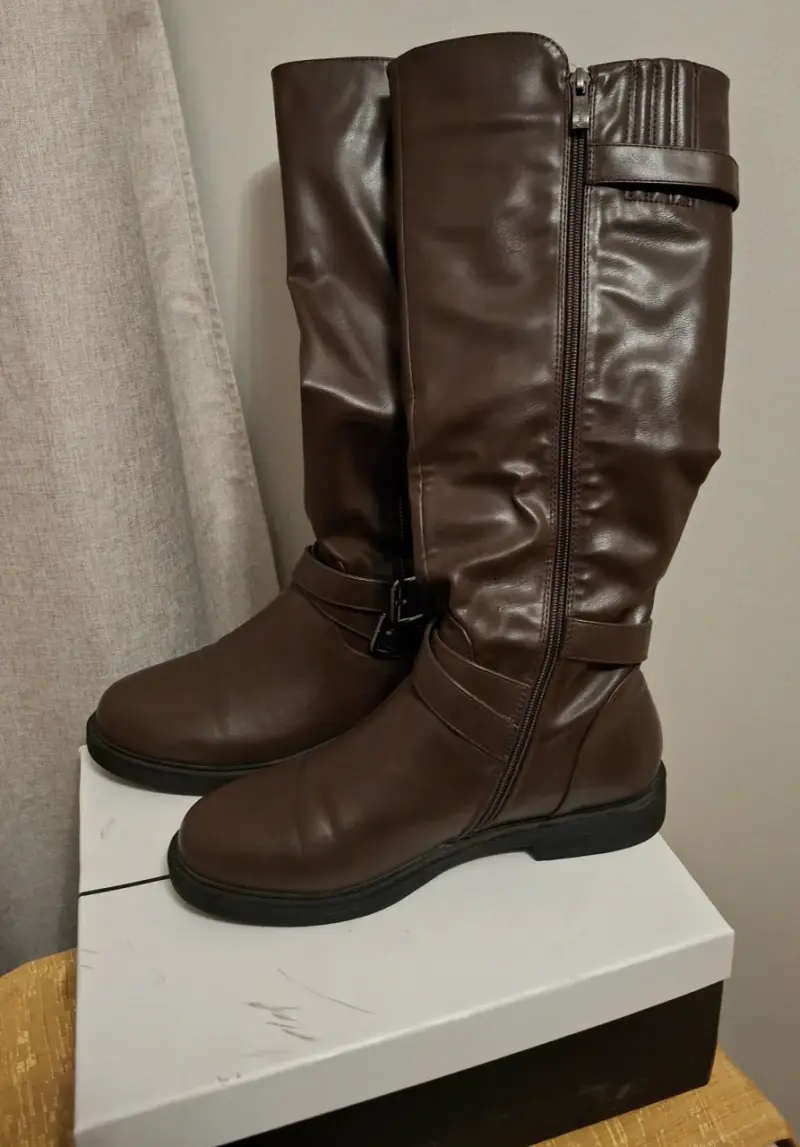 Botas largas marrones de cuero sintético - 1