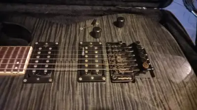 Guitarra eléctrica LTD M-200 con estuche rígido - miniatura 7