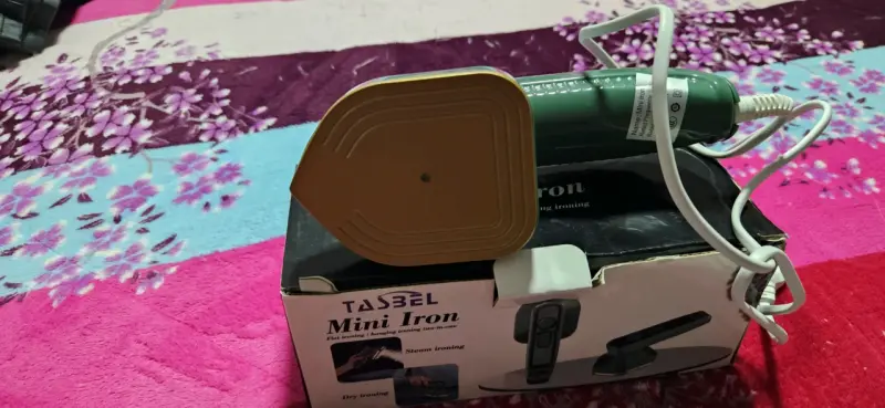 Plancha de vapor mini Tasbel verde - 1